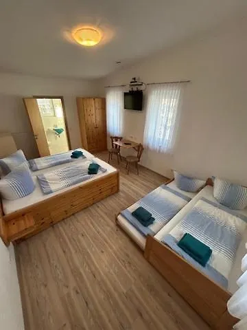 Guest house Gasthaus Und Pension Halli-Galli Passau Germany