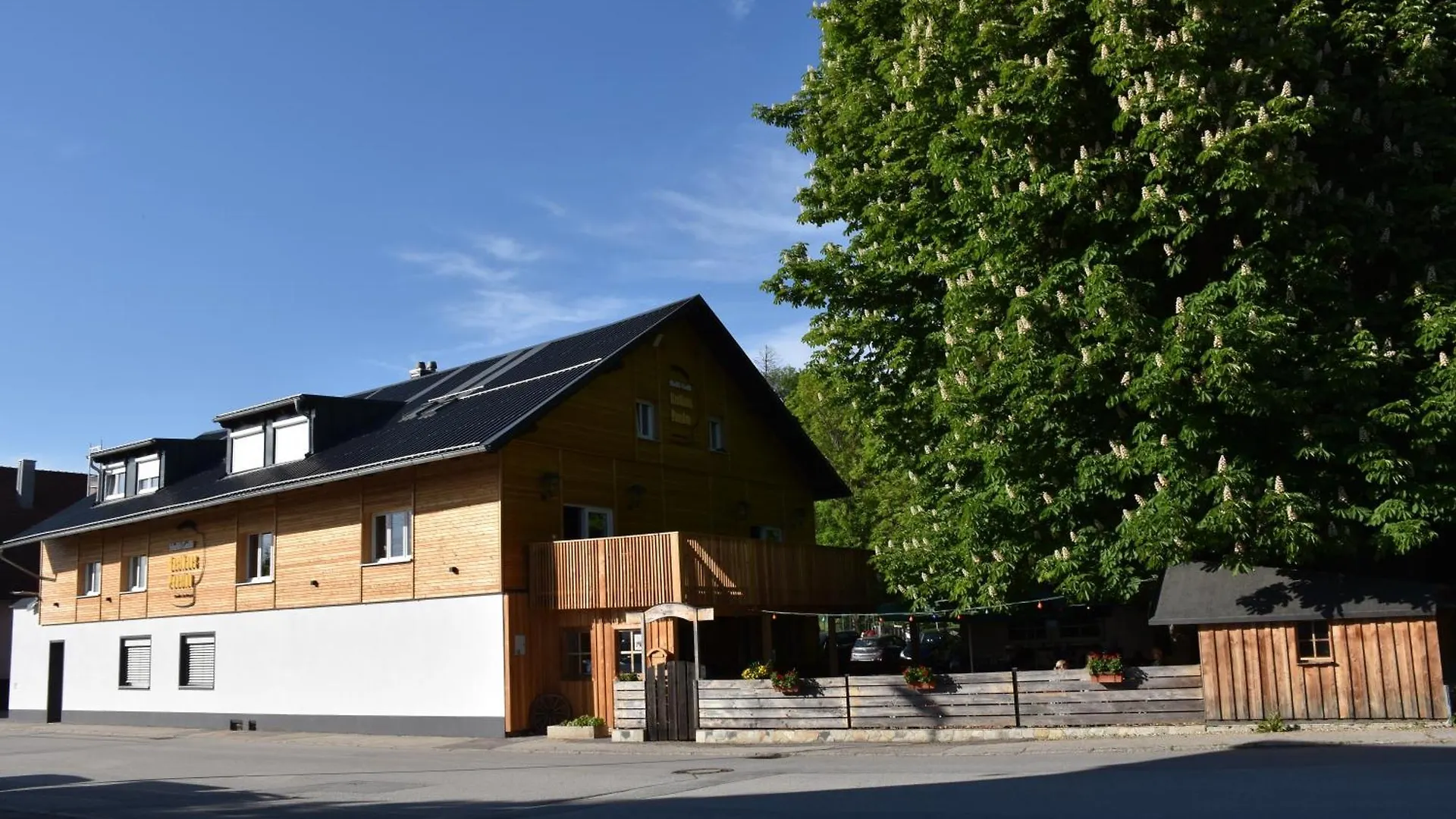 Gasthaus Und Pension Halli-Galli Passau